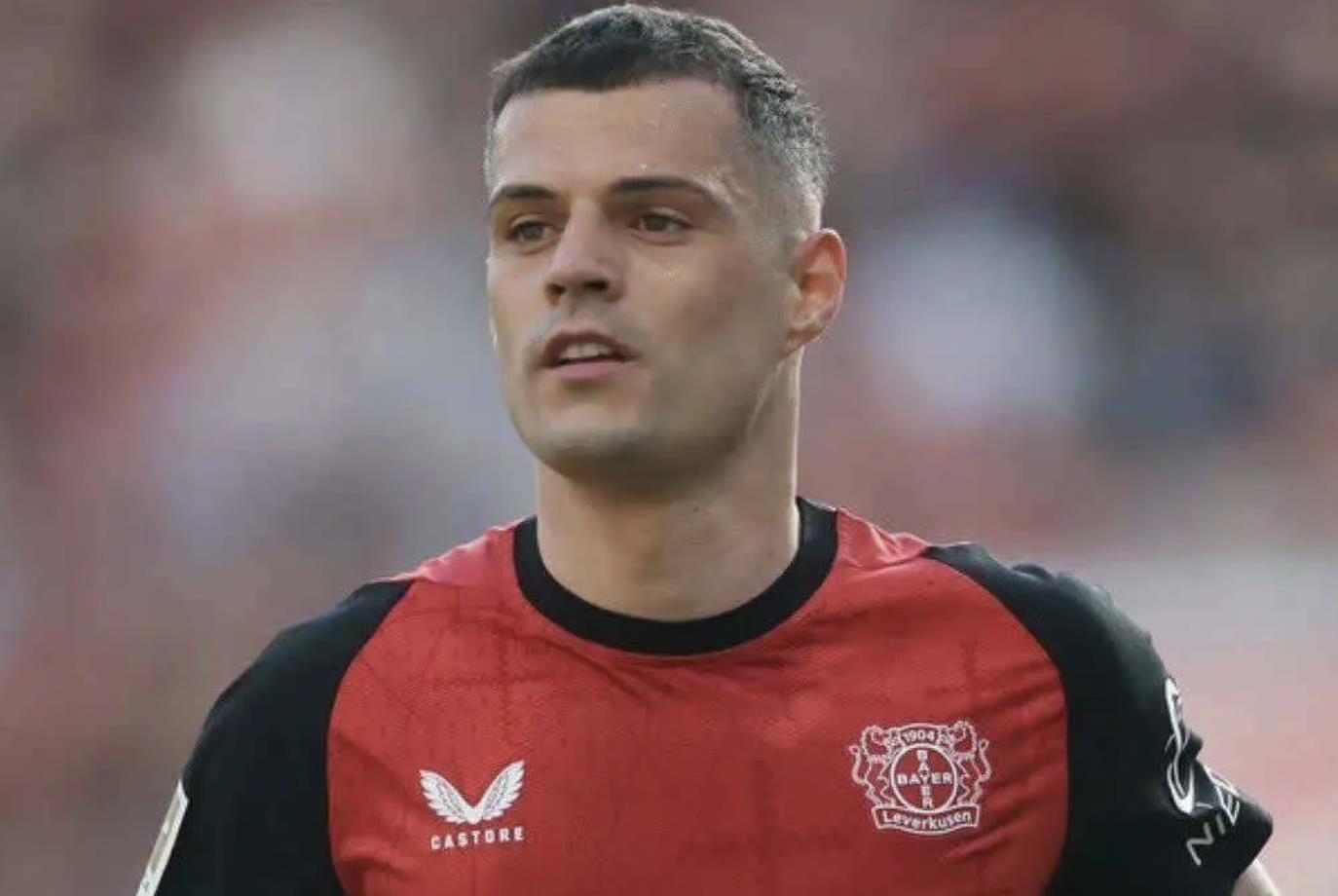 Tin đồn chuyển nhượng hàng ngày: Manchester United và Madrid cạnh tranh vì Martinez, Milan sắp ký hợp đồng với Xhaka