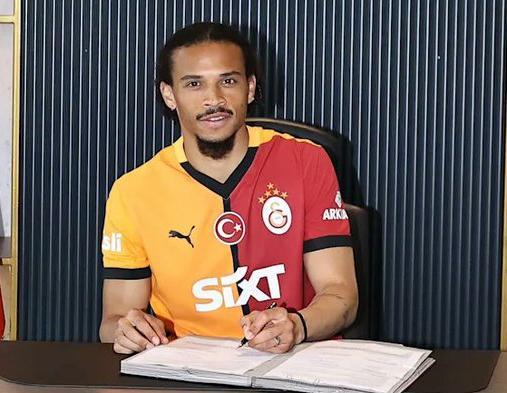 Bild: Galatasaray đã mua bảo hiểm cho Sane, nếu anh ấy bị thương, công ty bảo hiểm sẽ trả lương cho anh ấy