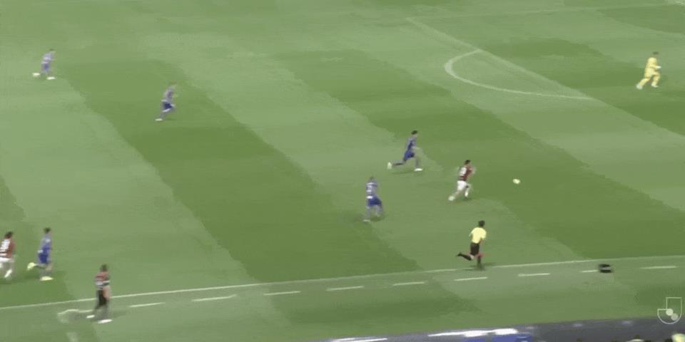 ⚽Hiệp 1 J2 League: Patrick ghi bàn bằng cú sút xa, Imabari dẫn trước Sapporo 1-0