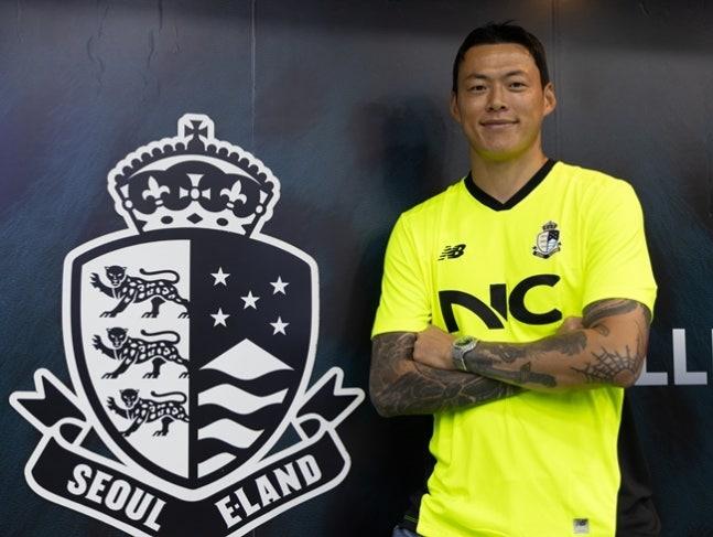 Chính thức: Seoul E-Land ký hợp đồng với cựu thủ môn người Hàn Quốc Koo Sung-yoon