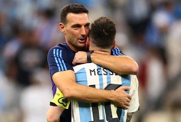 Scaloni: Hãy tận hưởng Messi khi bạn vẫn còn anh ấy, tôi ủng hộ anh ấy trong bất kỳ quyết định nào