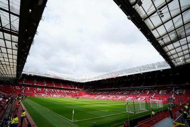 Tiền mua cầu thủ có được dùng để mua rượu không? Giá bia ở Old Trafford đã tăng 51%.