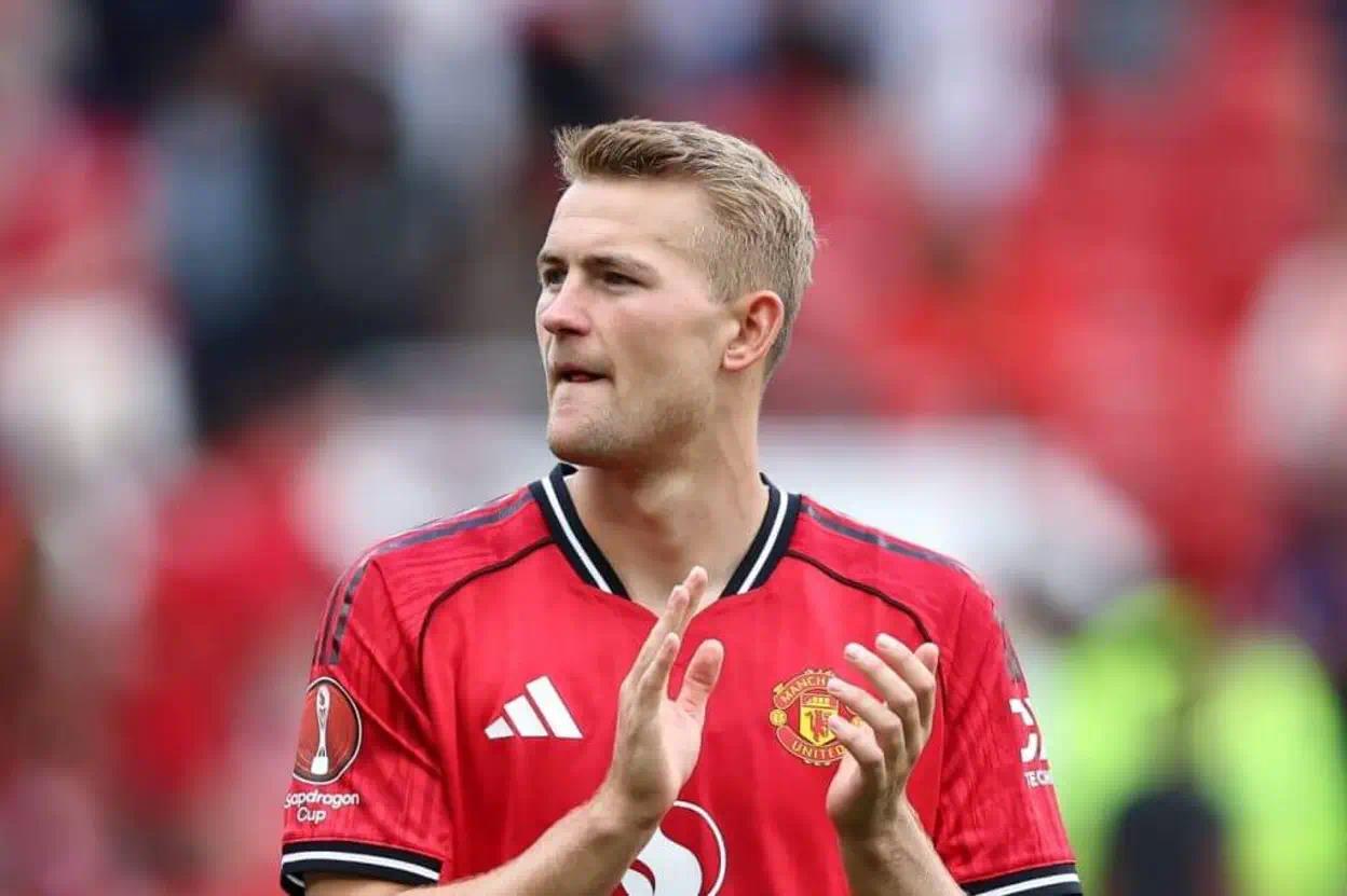 Huyền thoại Manchester United: Tăng cân ảnh hưởng đến tình trạng của De Ligt, hy vọng anh có thể trở thành trung vệ đáng tin cậy trong bốn năm tới