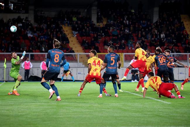 Nhận định Napoli vs Como (00h00 ngày 211) Nhà vua đối đầu kẻ thách thức 1