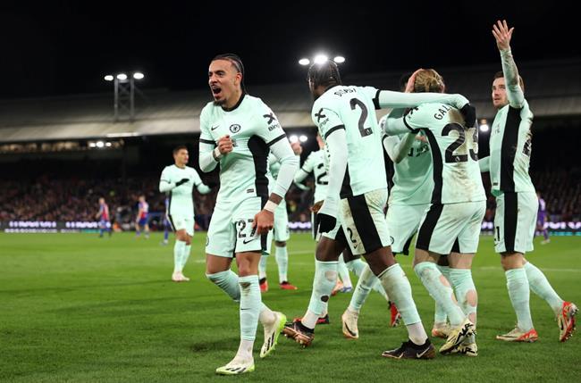 Chelsea danh bai Palace 3-1 ngay tren san khach.