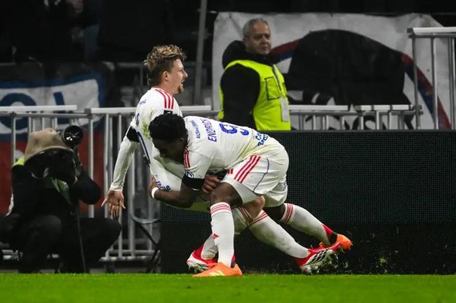 Nhận định Young Boys vs Lyon (00h45 ngày 231) Phong độ trái ngược 2